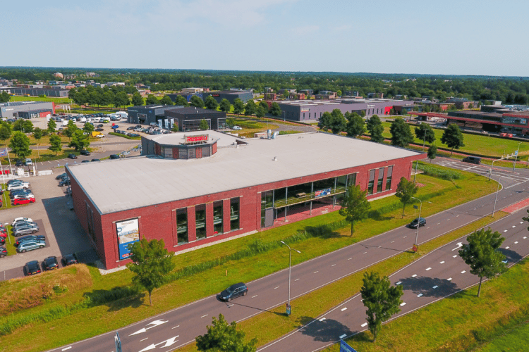 DJI_0271_bew-750×500